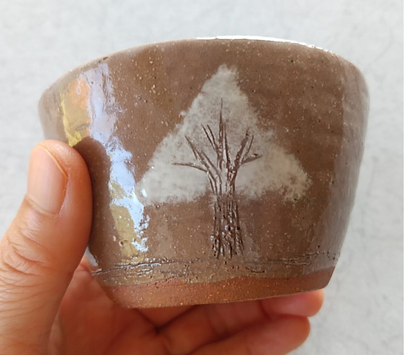 陶のフリーカップ【真っ白な三角の樹】 5枚目の画像