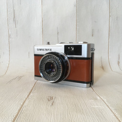 【完動品】レトロなフィルムカメラ オリンパスTRIP35 茶色のアンティーク風レザー 5枚目の画像