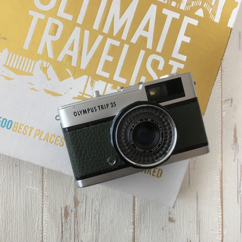 整備済・完動品】 OLYMPUS PEN EE-3 オリーブ 整備済・完動品】 OLYMPUS
