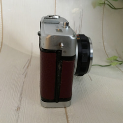 【完動品】レトロなフィルムカメラ オリンパス TRIP35 バーガンディ色の本革【送料無料+フィルム１本プレゼント！】 6枚目の画像