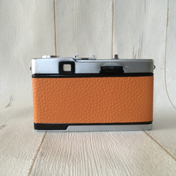 【完動品】レトロなフィルムカメラ　オリンパスTRIP35 アプリコットオレンジの革 6枚目の画像