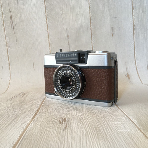 完動品】レトロなフィルムカメラ オリンパス PEN EE-2 マロン