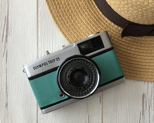 完動品】レトロなフィルムカメラオリンパスTRIP35 ピーコックグリーン