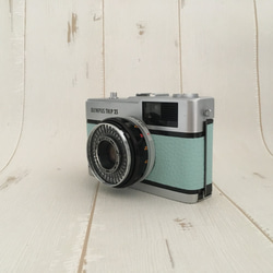 【完動品】レトロなフィルムカメラ　オリンパスTRIP35  ミントブルーの本革 5枚目の画像