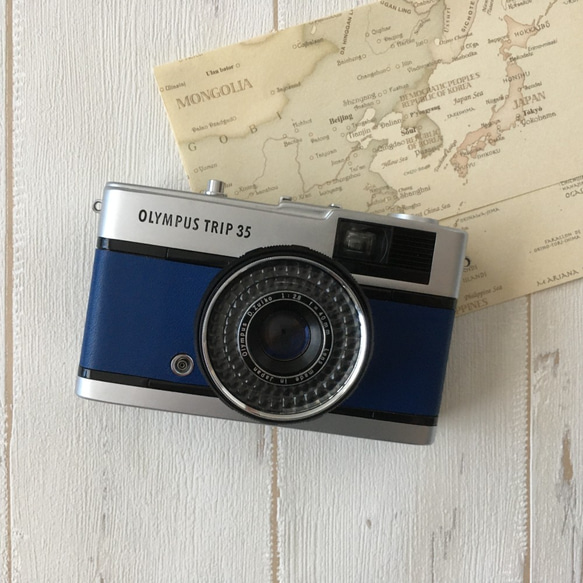 【完動品】レトロなフィルムカメラ オリンパスTRIP35 ロイヤルブルーの姫路レザー【送料無料+フィルム１本付き】 4枚目の画像