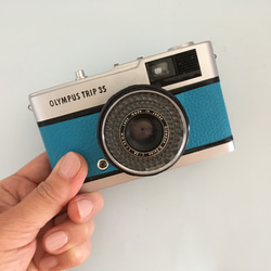 【完動品】レトロなフィルムカメラ　オリンパスTRIP35 　ブルーの本革 7枚目の画像