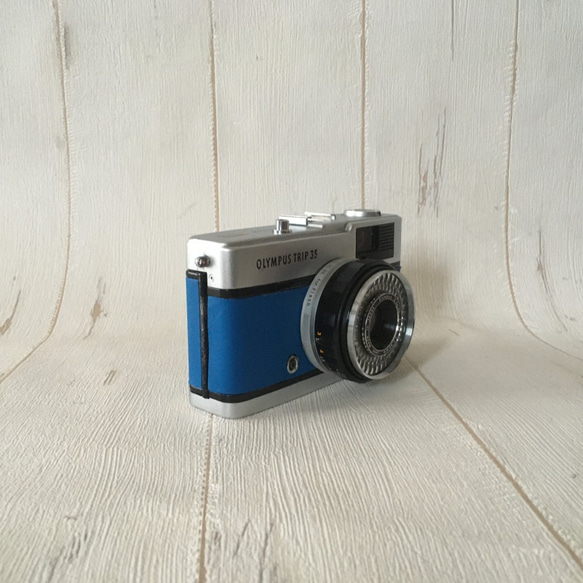 【完動品】レトロなフィルムカメラ　オリンパスTRIP35 ブルーの本革にお色直し【ただいまフィルム１本プレゼント】 4枚目の画像