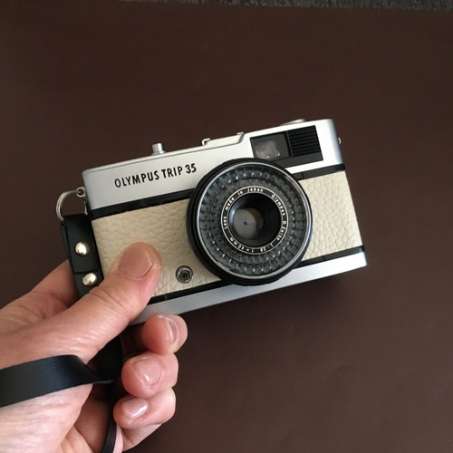 ＊完動品　OLYMPUS TRIP 35　フィルムカメラ動作確認済み 完動品】レトロなフィルムカメラ オリンパス TRIP35 深みのある