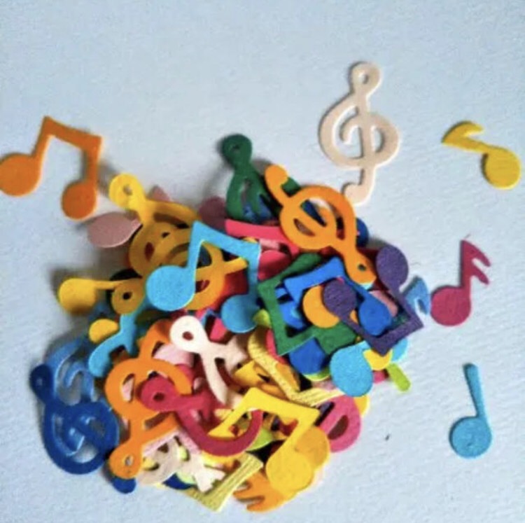 ペーパークラフトに　eKクラフト　廃盤　音符　大　デコポ　パンチング4点set