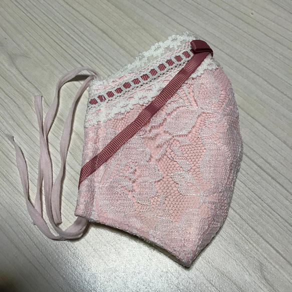 粉色 x 白色蕾絲和絲帶毛巾面膜 第5張的照片