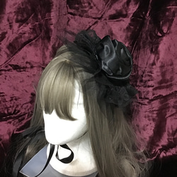 黒薔薇の円形ヘッドドレス 2枚目の画像