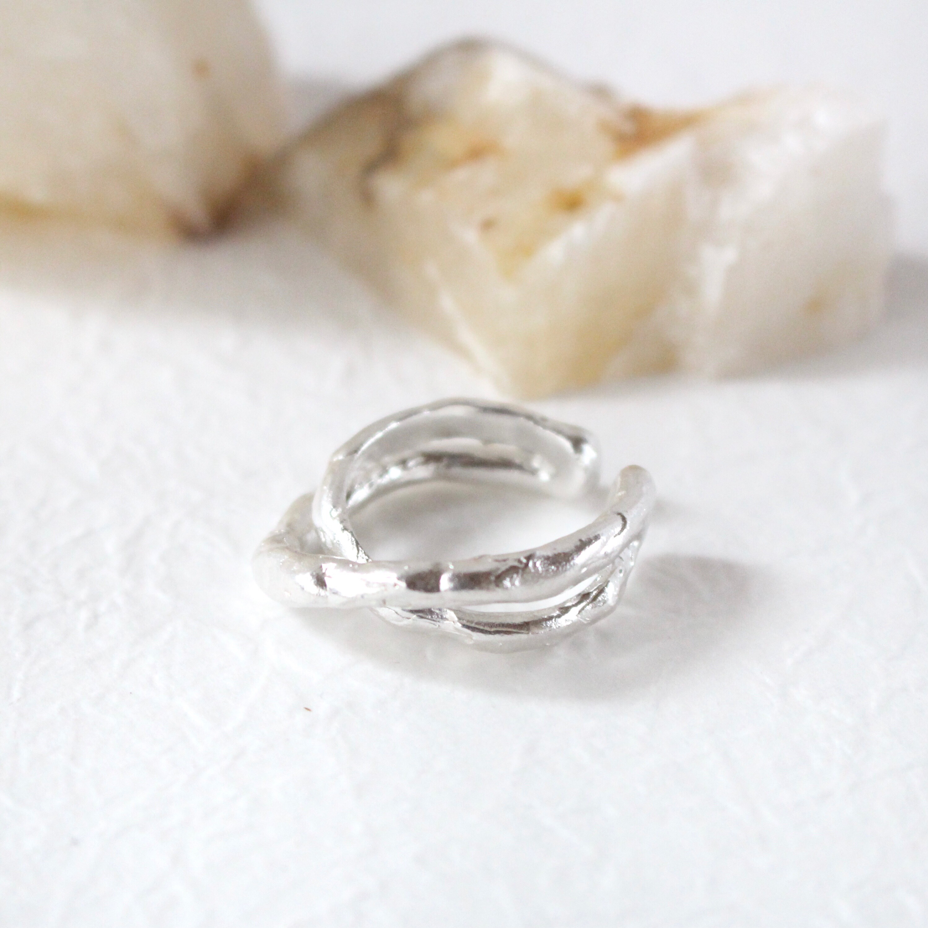 twin ray ring