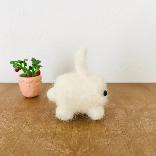 ぷちうさ☺︎うさぎの羊毛フェルトマスコット 羊毛フェルト