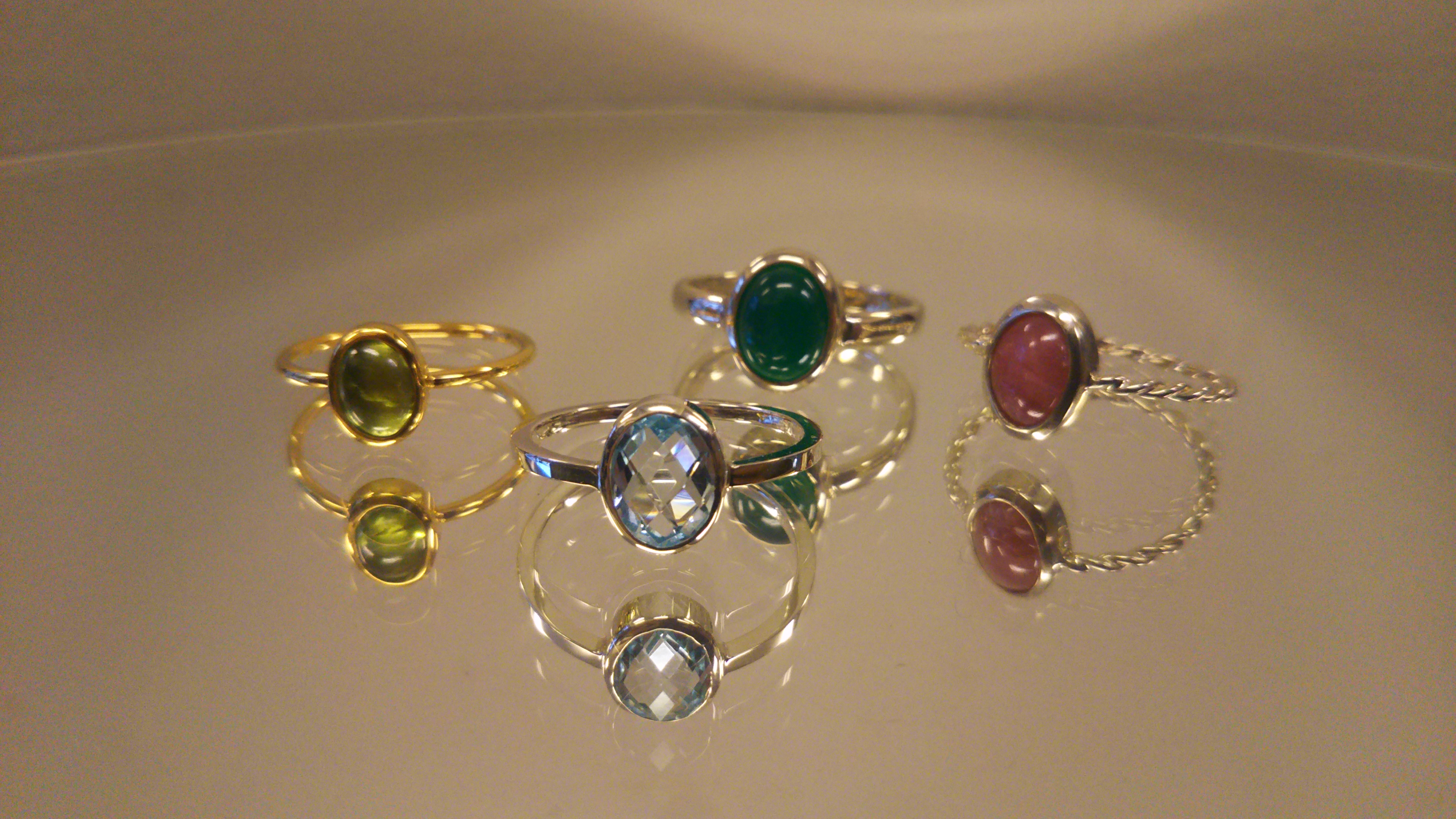 天然石シリーズリングのお知らせです