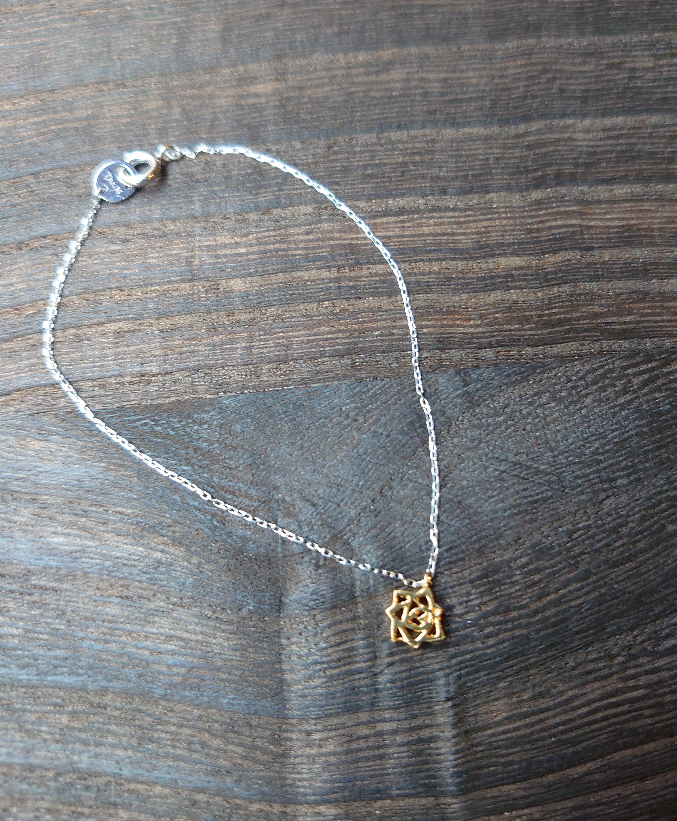 roseブレスレット