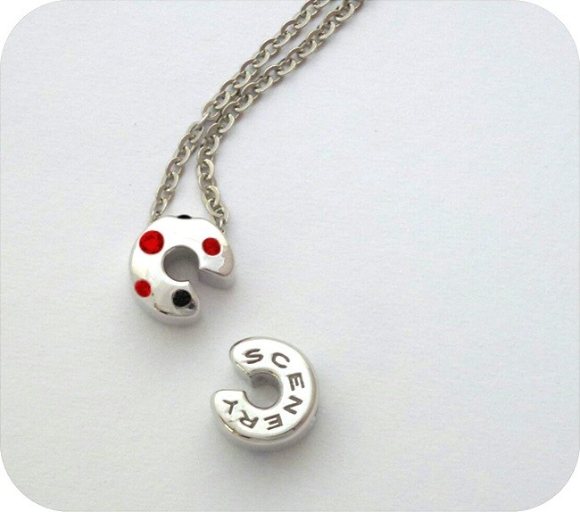 金魚　シルバーアクセサリー　ペンダント　　ファイブ-エレメント