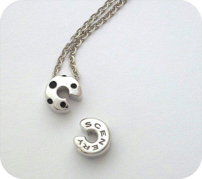 ペンギン　シルバーアクセサリー　ペンダント　　ファイブ-エレメント