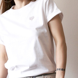 オーロラハート♡ホワイトTシャツ（受注生産） 1枚目の画像