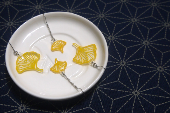 花卉系列_銀杏 醫療鋼耳環 (金黃色) Ginkgo earrings (yellow) 第2張的照片