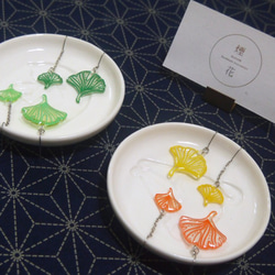 花卉系列_銀杏 醫療鋼耳環 (橘紅色) Ginkgo earrings (orange) 第3張的照片