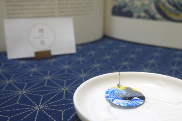 かながわおきなみうら イヤリング Under the Wave off Kanagawa earring 3枚目の画像