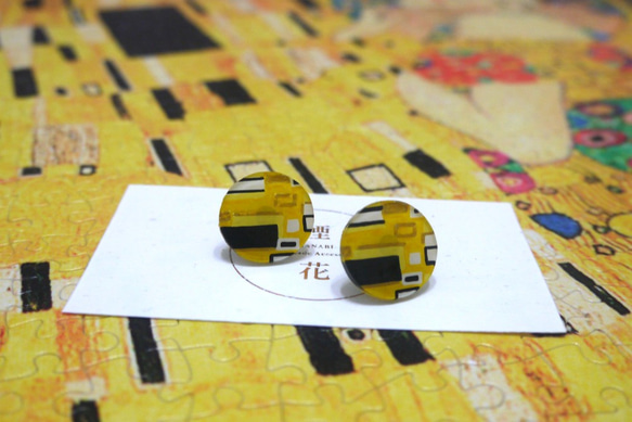 Klimt’s Kiss (male clothes) earrings 1枚目の画像