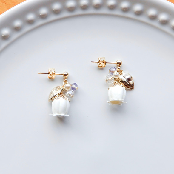 一粒すずらんピアス/イヤリング ピアス（スタッド・一粒） Lalashine 
