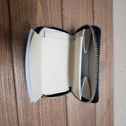 エイ革 ガルーシャ　レディース・メンズ　ミニ財布 ラウンドファスナー　小さい　コンパクト　薄型　極小　ブラック 5枚目の画像
