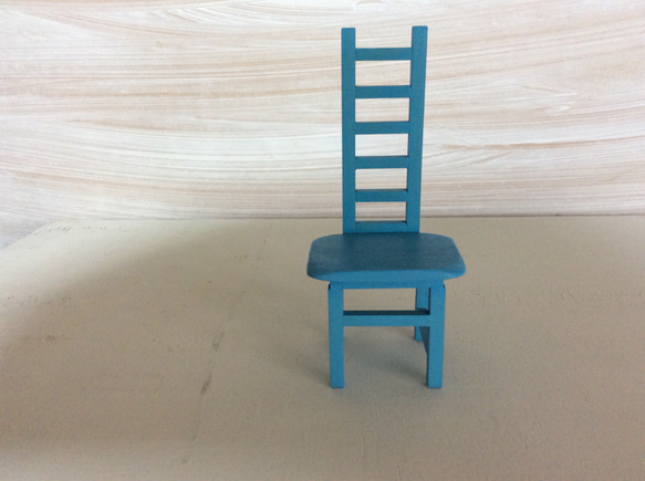 木製のミニチュア家具背の高い椅子(黒)「creema限定」 6枚目の画像