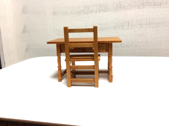 木製のミニチュア和家具昭和レトロな机と椅子「creema限定」 1枚目の画像