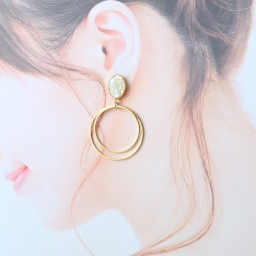 オーバル（シェル9色）とメタルのダブルリング♡ピアス・イヤリング