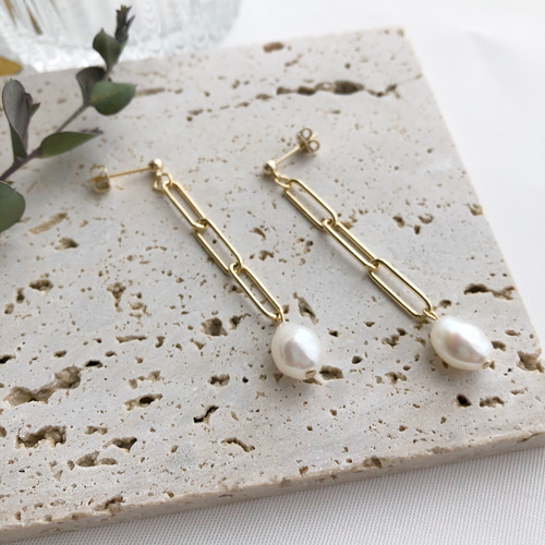 anuans アニュアンス バロックパールチェーンピアス アニュアンス anuans バロックパールチェーンピアス （WHITE