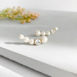 5連パール×ビジュー カーブピアス/イヤリング ピアス（スタッド・一粒