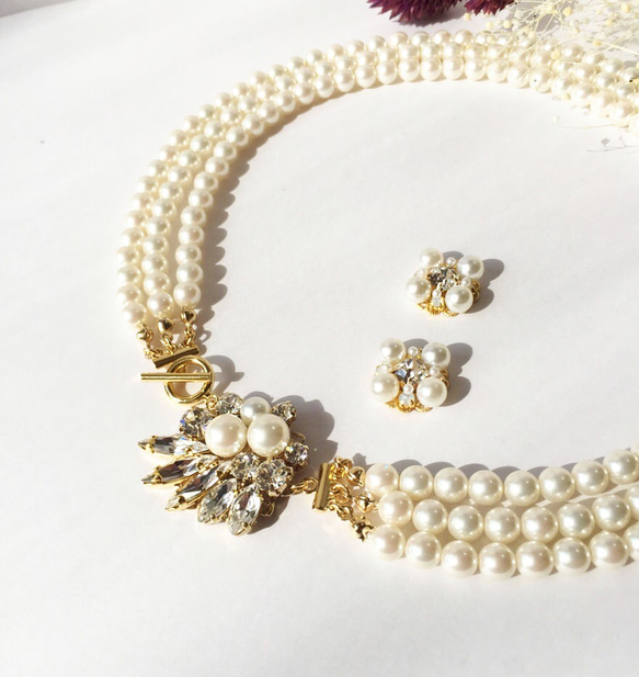胸花Bijoux珍珠項鍊和耳環/耳環 第2張的照片