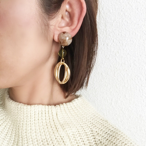 金金屬x 橄欖色耳環/耳環夾式耳環・耳夾flower 的作品6434075｜Creema