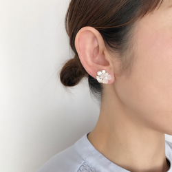 Bijou x 花朵胸花珍珠項鍊與耳環 第5張的照片