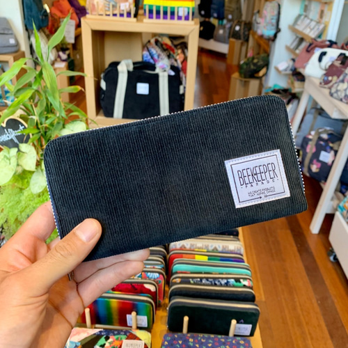 エシカルなアップサイクル長財布【ブラック・コーデュロイ】 長財布