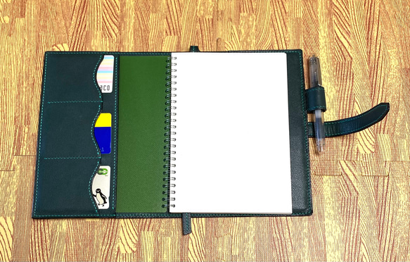 【一点物】本革　シボ革　A5ノート・手帳カバー〈2枚仕立て〉深緑　ダークグリーン 5枚目の画像