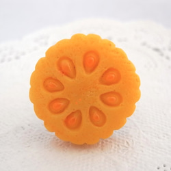 オレンジクッキーのデコパーツのリング　フリーサイズ 1枚目の画像