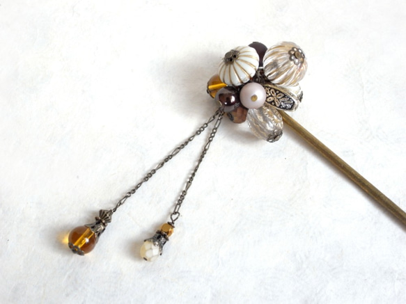 Kanzashi 古董米色珠子 第2張的照片