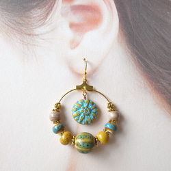 耳環 黃綠色南瓜式陶珠和大麗花珠 耳環可互換 第4張的照片