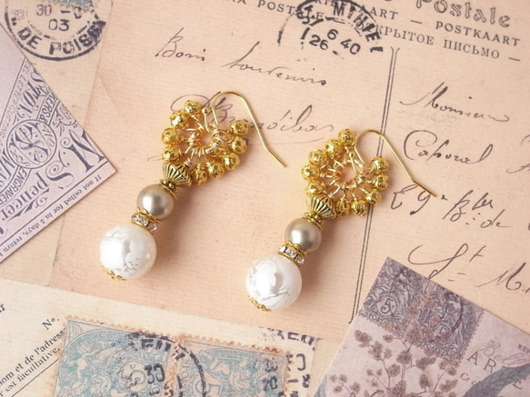 ピアス 薔薇柄アイボリーパールビーズ イヤリング交換可 ピアス 