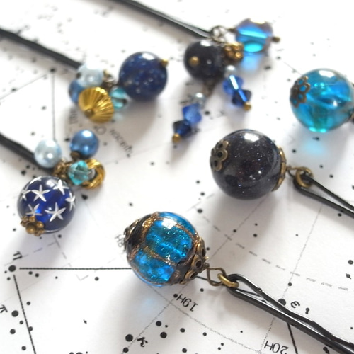 夜空の星輝くヘアピン6本セット 紺 ブルー ネイビー 青 水色 