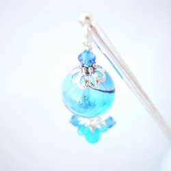 Kanzashi Kodama 的淺藍色吹製玻璃珠就像夏日祭典的悠悠球 第4張的照片