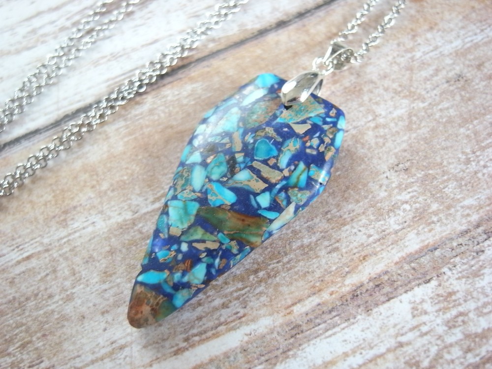 ネックレス　海の欠片のような彩り　シーセディメントジャスパー　紺　矢尻　ブルー　青　夏　水色　ナチュラル　天然石　人工石