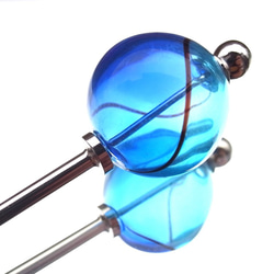 [插座產品中的翻譯]在夏季節日如yoyo的淺藍色吹製玻璃頂部類型 第1張的照片