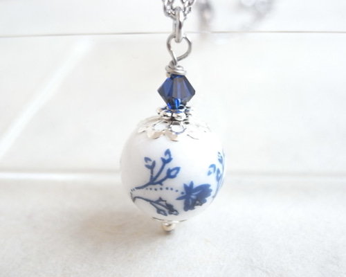 LLADRO 花モチーフ ネックレス 陶器製 0_b19ba9e3d885793d1cdd40b58bcb