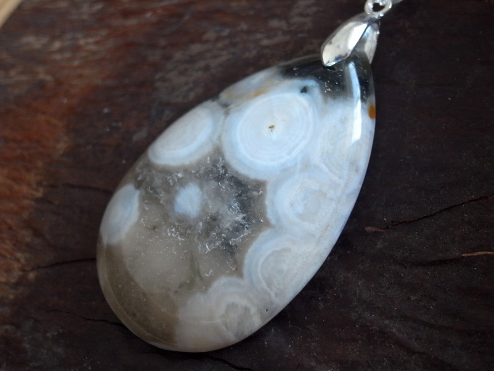 ネックレス　オーシャンジャスパー　ドロップ5　天然石　大きめ　大ぶり　大振り　白　黒　シルバー　モノトーン　ナチュラル