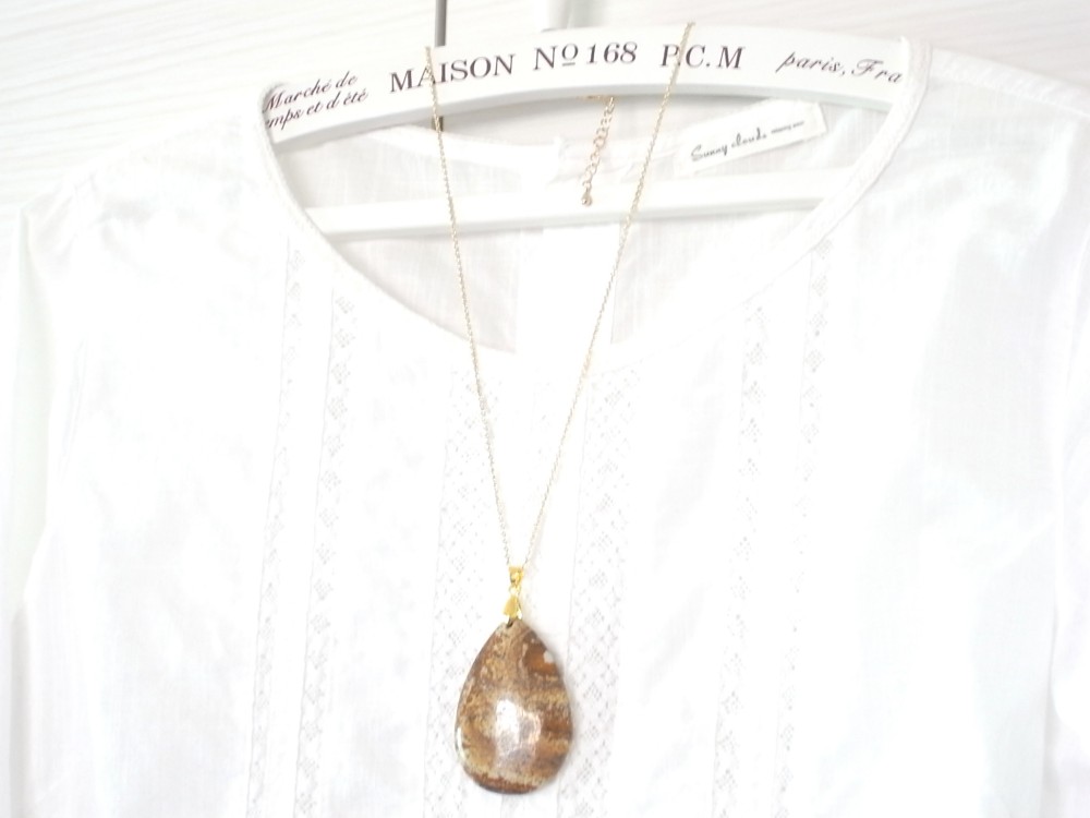 ネックレス　ピクチャージャスパー　ドロップ１　茶色　ベージュ　縞　ブラウン　ゴールド　天然石　大きめ　大振り　大ぶり