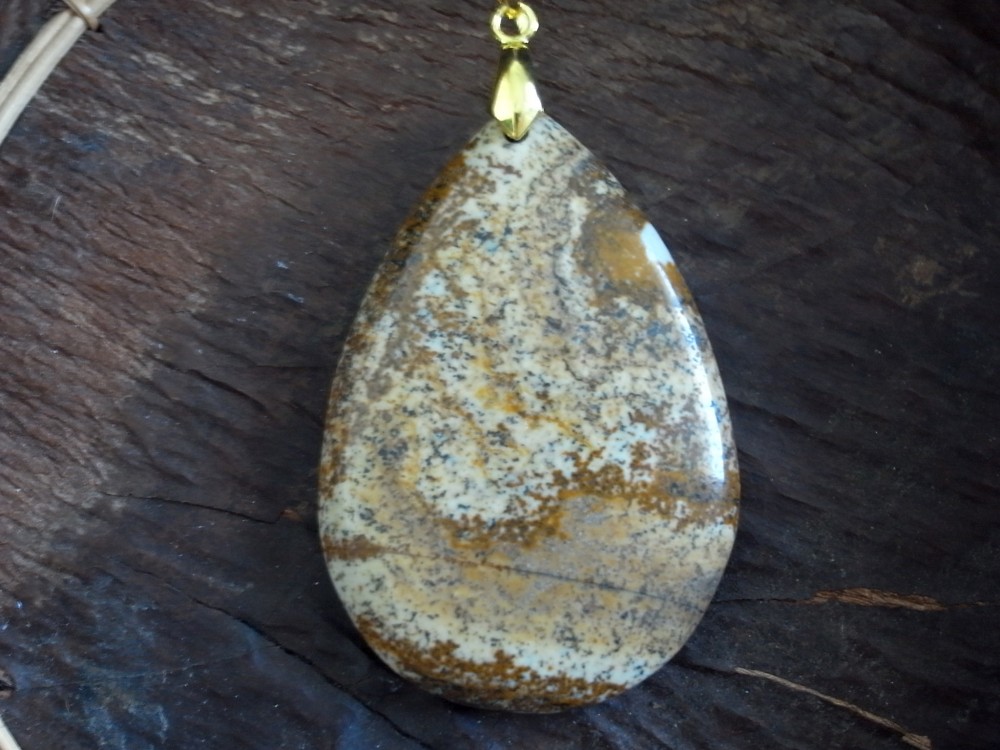 ネックレス　ピクチャージャスパー　ドロップ１　茶色　ベージュ　縞　ブラウン　ゴールド　天然石　大きめ　大振り　大ぶり